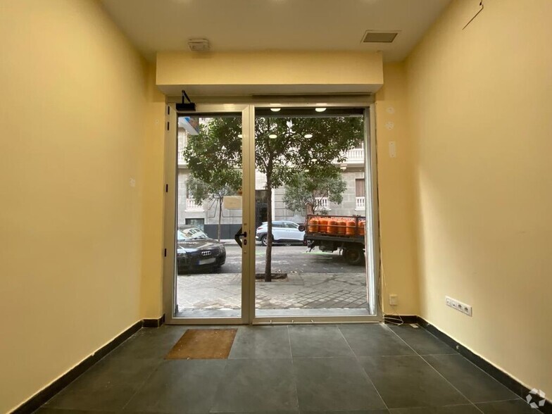 Immeuble residentiel dans Madrid, Madrid à vendre - Photo intérieure – Image 1 sur 1