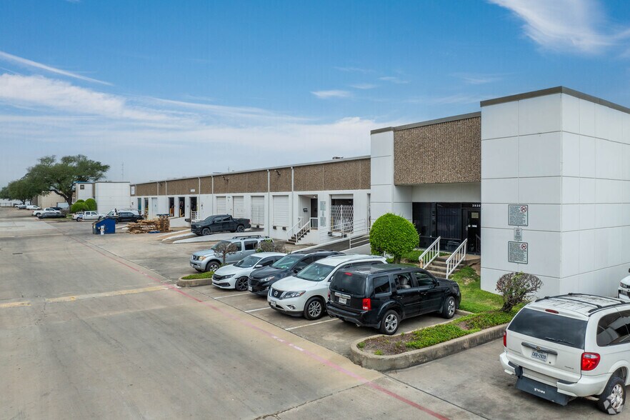 3912-3922 Dunvale Rd, Houston, TX à louer - Photo principale – Image 1 sur 5