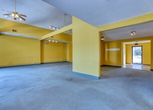 908-914 Allen St, Springfield, MA à vendre Photo intérieure– Image 2 sur 17