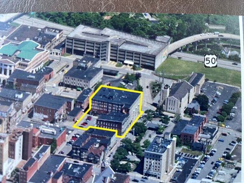 201-209 W Pike St, Clarksburg, WV à louer - Photo de l’immeuble – Image 2 sur 42