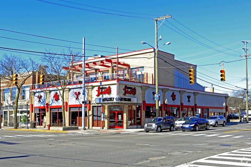 100 S Main St, Royal Oak, MI à louer - Photo principale – Image 1 sur 16