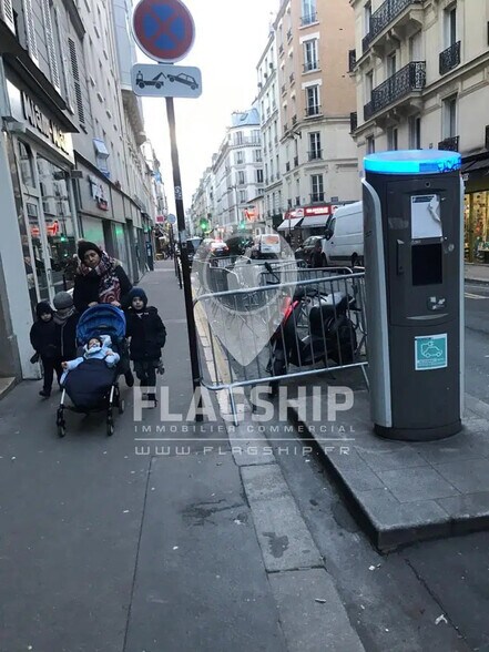 Local commercial dans Paris à louer - Photo de l’immeuble – Image 2 sur 2