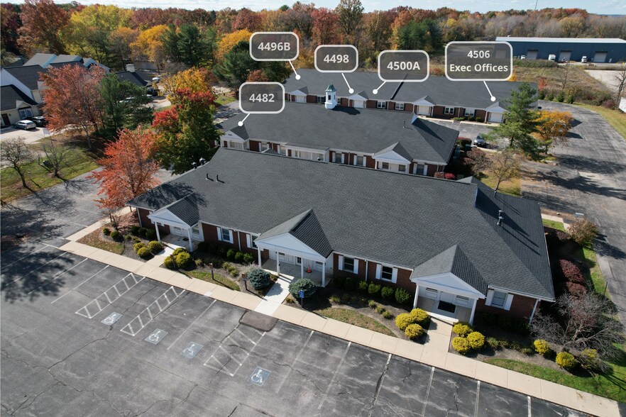 4472-4508 Darrow Rd, Stow, OH à louer - Photo de l’immeuble – Image 1 sur 4