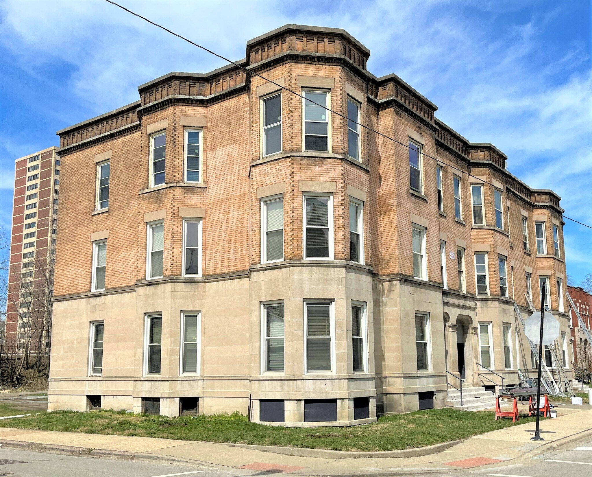 6456 S Parnell Ave, Chicago, IL à vendre Photo de l’immeuble– Image 1 sur 6