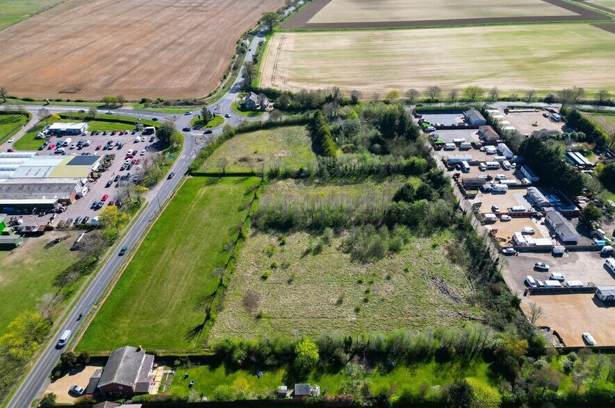 79 Hitchin Rd, Biggleswade à vendre - Photo de l’immeuble – Image 2 sur 3