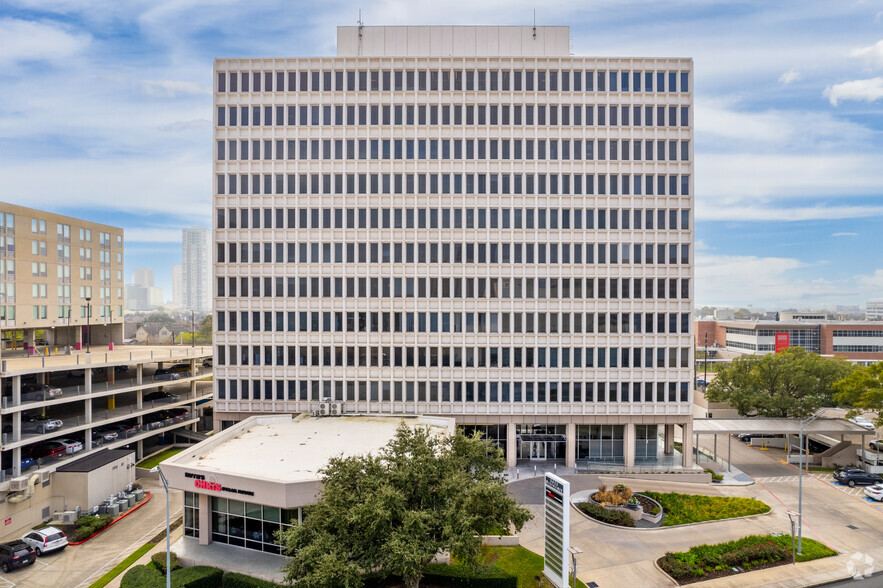 5433 Westheimer Rd, Houston, TX à louer - Photo de l’immeuble – Image 3 sur 6