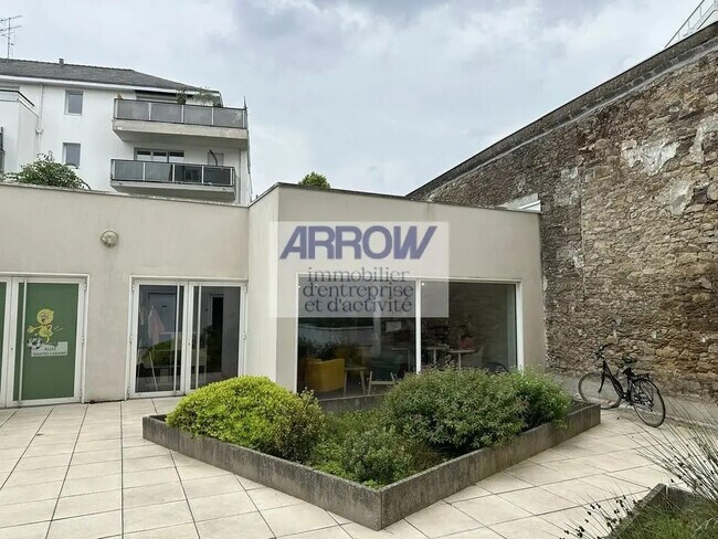 Plus de détails pour Bureau à louer