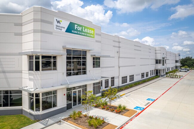 Plus de détails pour 3200 S Sam Houston Pky E, Houston, TX - Industriel/Logistique à louer