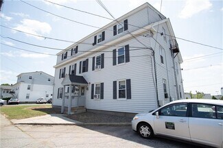 Plus de détails pour 466 Washington St, Coventry, RI - Logement à vendre