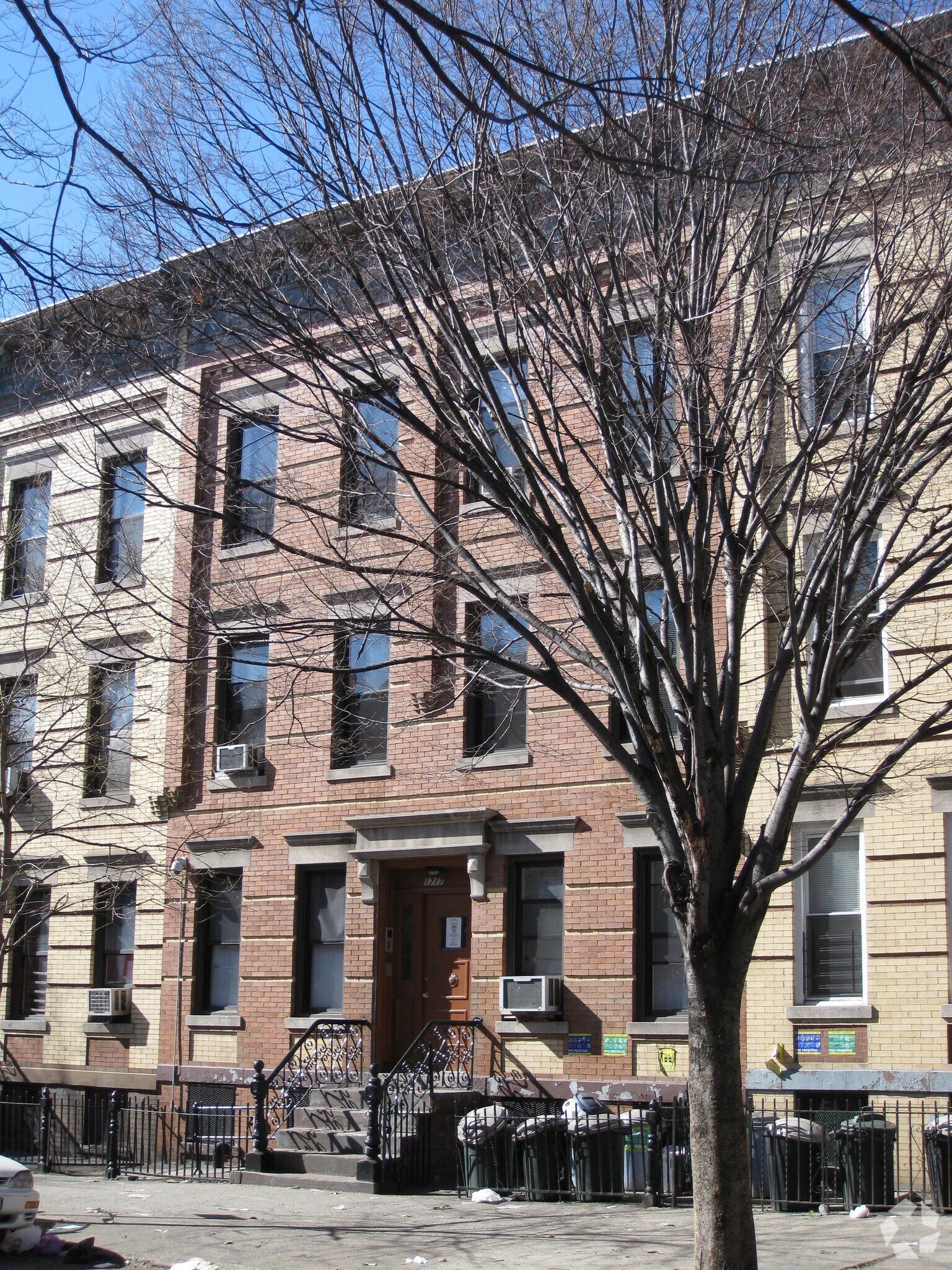 1717 Madison St, Flushing, NY à vendre Photo principale– Image 1 sur 5