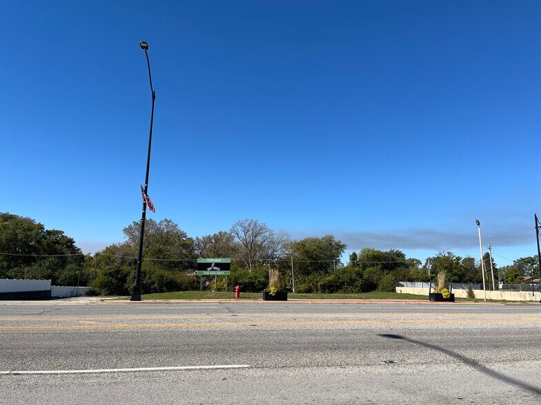 15426 Cicero Ave, Oak Forest, IL à vendre - Photo de l’immeuble – Image 2 sur 2