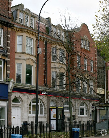 155-159 Rushey Green, Londres à louer - Photo principale – Image 1 sur 4