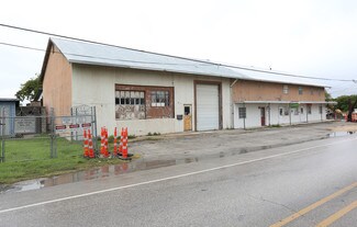 Plus de détails pour 103-109 Gibbs Sprawl Rd, Converse, TX - Local commercial à vendre