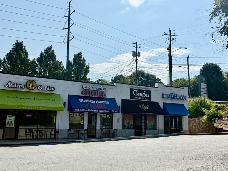 985 Monroe Dr NE, Atlanta, GA à louer - Photo de l’immeuble – Image 1 sur 6