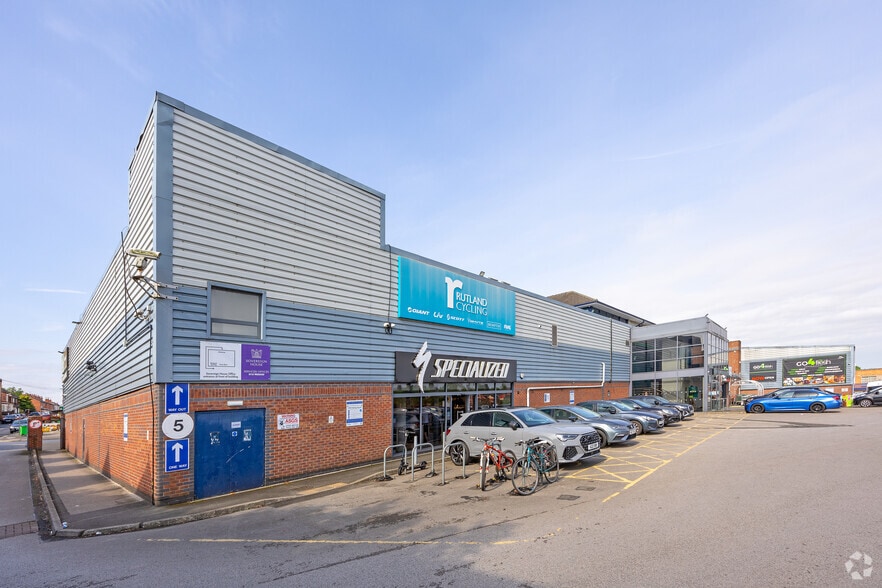 184 Nottingham Rd, Nottingham à louer - Photo principale – Image 1 sur 7