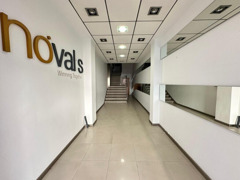 Carrer de Gutiérrez Mellado, S/N, L'Alcúdia, Valencia à vendre - Photo de l’immeuble – Image 1 sur 45