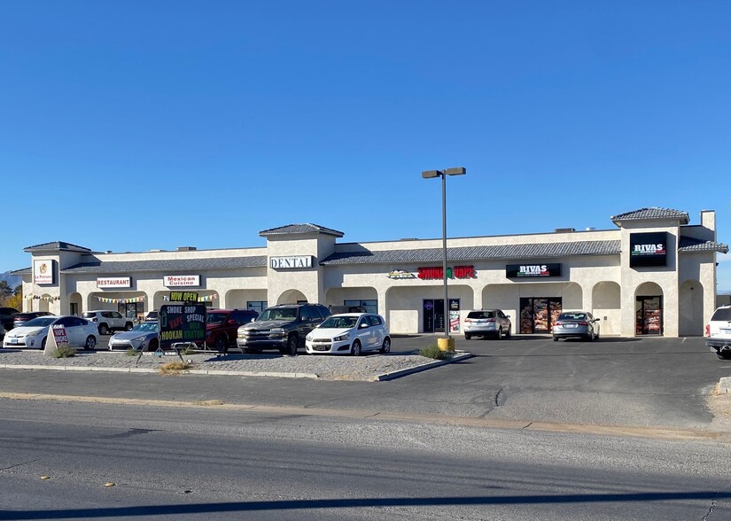 270 S Dahlia St, Pahrump, NV à vendre - Photo de l’immeuble – Image 2 sur 16
