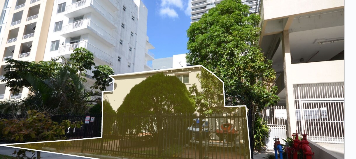 437 NE 30th St, Miami, FL à vendre Photo principale– Image 1 sur 10