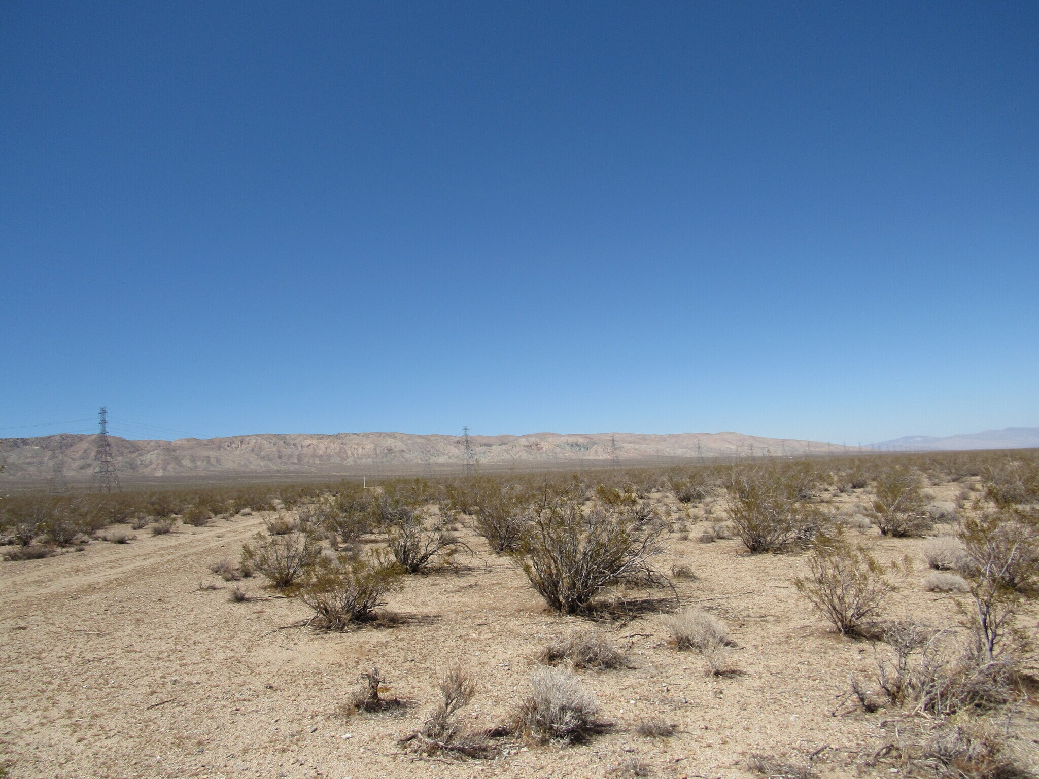 225-284-31-00-9, Mojave, CA à vendre Photo principale– Image 1 sur 12