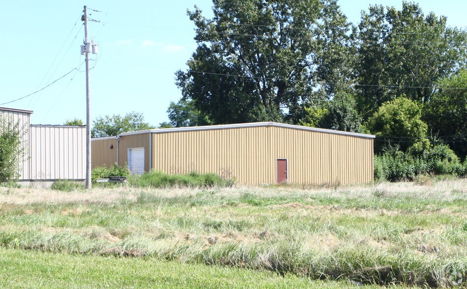 105 Tremont City Rd, Springfield, OH à vendre - Photo de l’immeuble – Image 2 sur 2