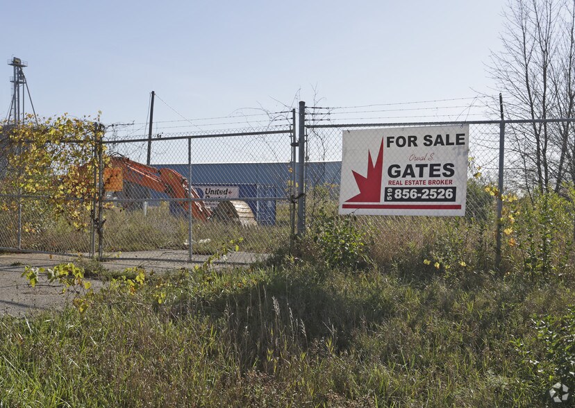 54 Campbell Rd, Guelph, ON à louer - Photo de l’immeuble – Image 2 sur 5