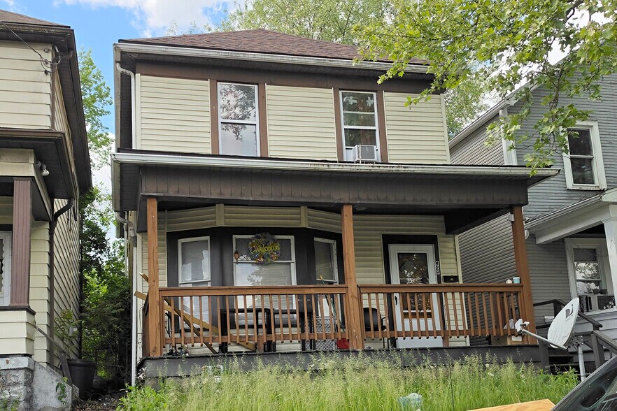 Lawson Portfolio portefeuille de 2 biens à vendre sur LoopNet.fr - Photo de l’immeuble – Image 3 sur 11