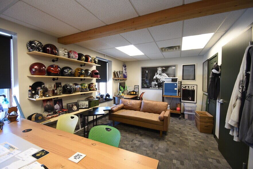 1320 1st Ave N, Fargo, ND à louer - Photo de l’immeuble – Image 3 sur 14