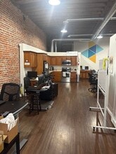 104-106 E Main St, Charlottesville, VA à louer Photo intérieure– Image 2 sur 8