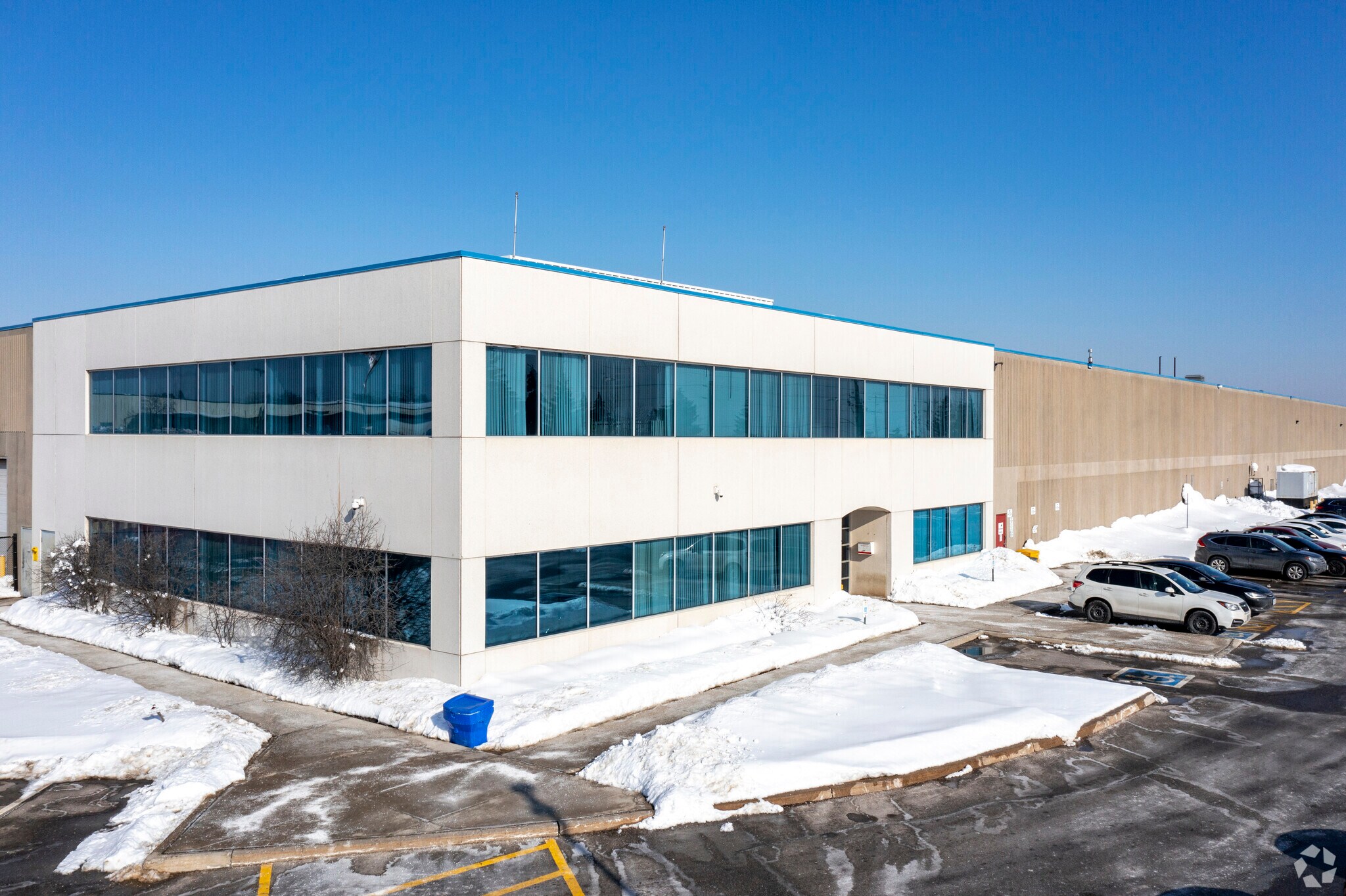 2600 N Park Dr, Brampton, ON à louer Photo principale– Image 1 sur 9