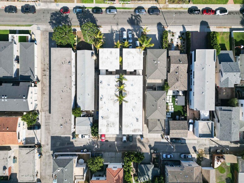 Amapola Multifamily Property for Sale portefeuille de 2 biens à vendre sur LoopNet.fr - Photo de l’immeuble – Image 3 sur 10