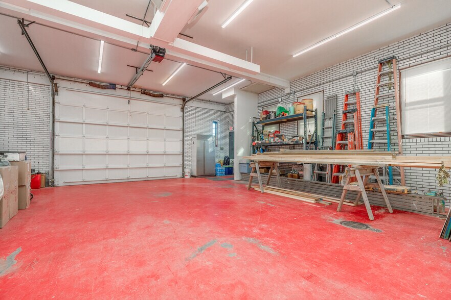 6970 Olive Blvd, University City, MO à vendre - Photo de l’immeuble – Image 3 sur 5