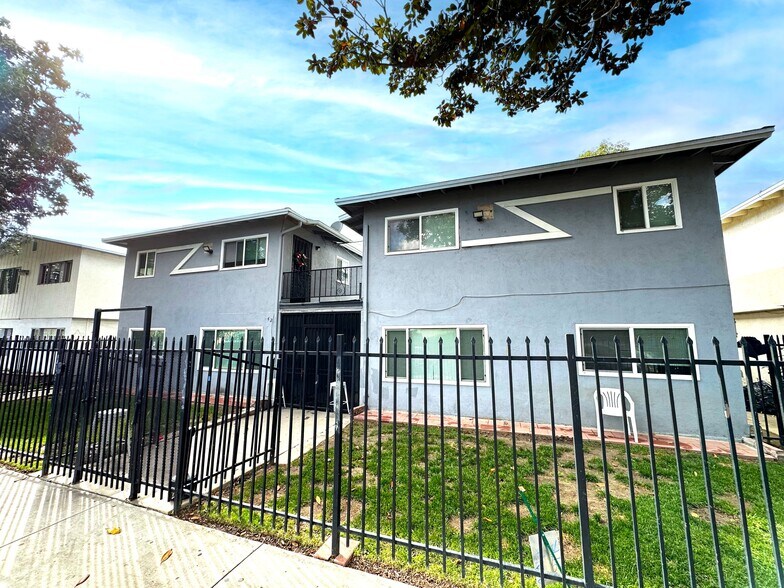 421 N Rose St, Anaheim, CA à vendre - Photo principale – Image 1 sur 5