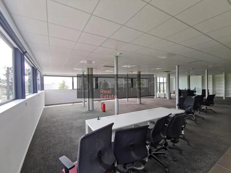 Bureau dans Mérignac à louer - Photo de l’immeuble – Image 2 sur 9