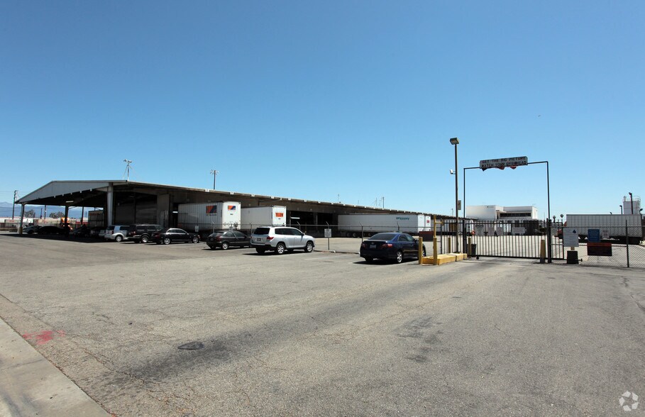 4650-4690 S Eastern Ave, Commerce, CA à louer - Photo principale – Image 2 sur 2