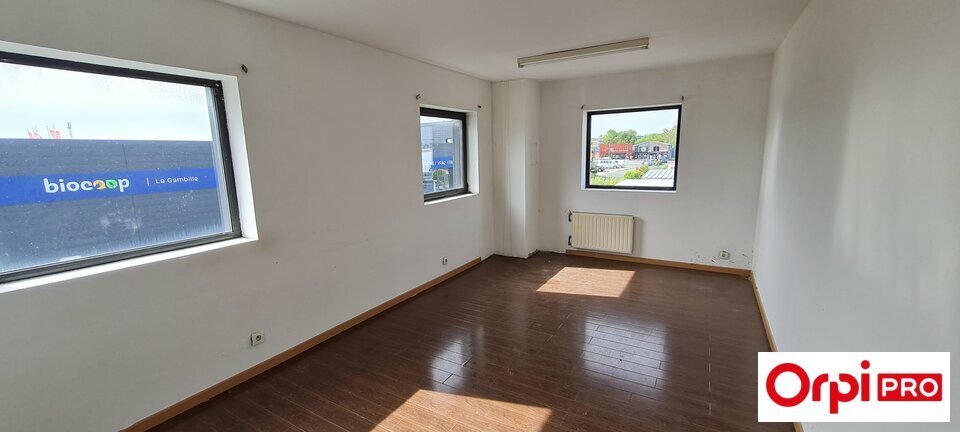 Bureau dans Trégueux à louer - Photo intérieure – Image 2 sur 7