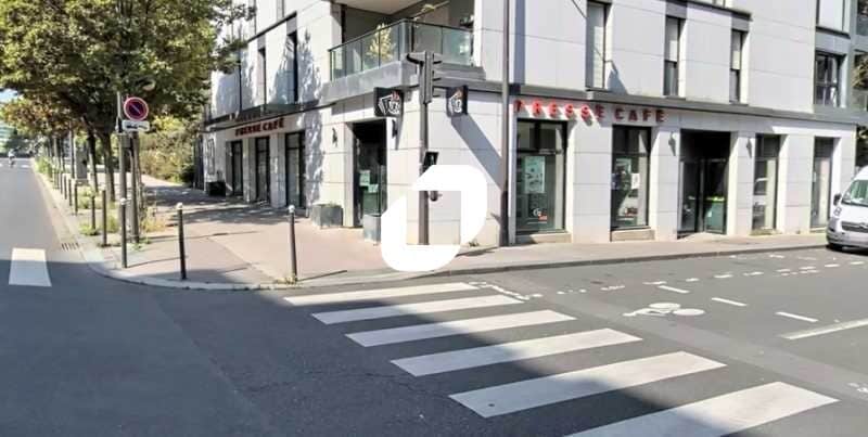 Local commercial dans Paris à louer Photo de l’immeuble– Image 1 sur 3