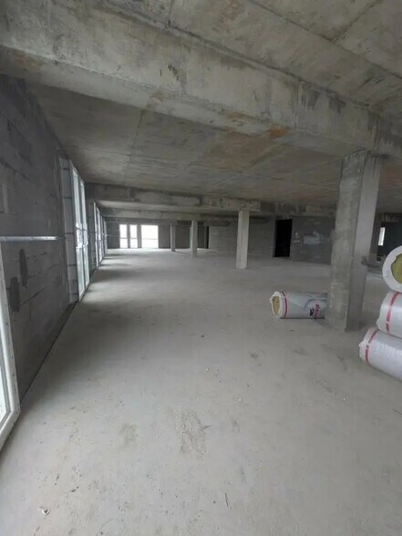 Local d'activités dans Le Petit-Quevilly à vendre - Photo de la construction – Image 3 sur 3