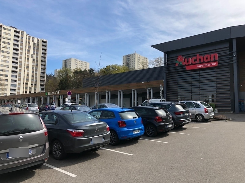 Local commercial dans Lyon à vendre Photo de l’immeuble– Image 1 sur 7