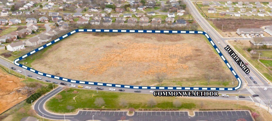 Duplex Rd, Spring Hill, TN à vendre Photo de l’immeuble– Image 1 sur 4