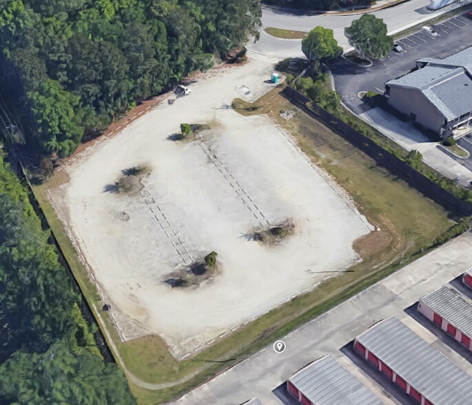 7421 N Forest Dr, North Charleston, SC à louer - Photo de l’immeuble – Image 2 sur 2