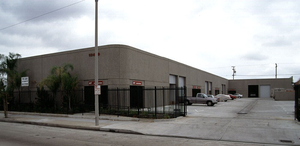 13429 Western Ave, Gardena, CA à louer Photo de l’immeuble– Image 1 sur 6