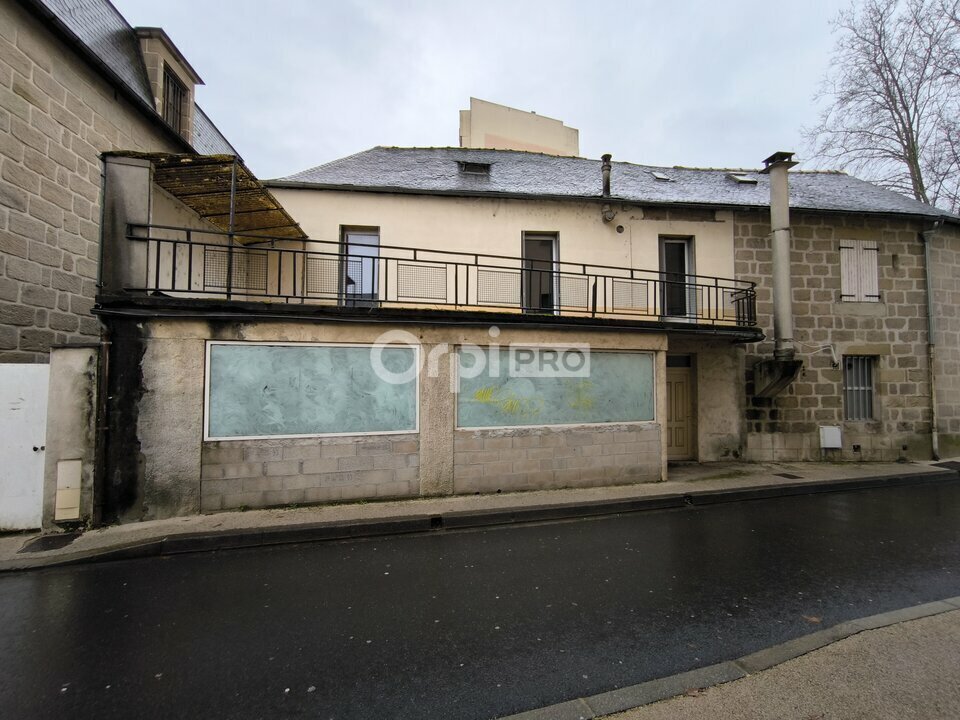 Local commercial dans Brive-la-Gaillarde à vendre Photo de l’immeuble– Image 1 sur 3