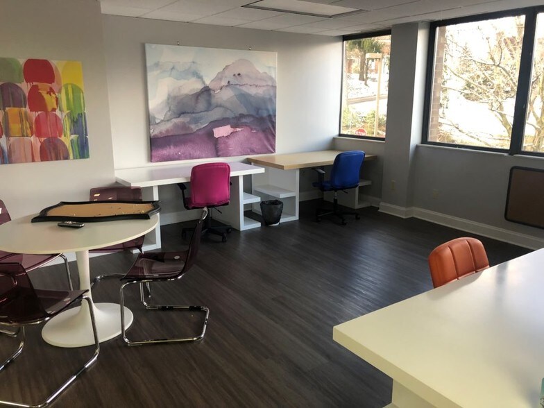 1700 N Highland Rd, Pittsburgh, PA à louer - Photo intérieure – Image 2 sur 4