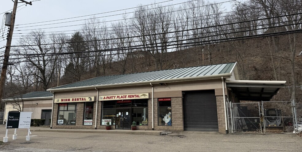 2326 Babcock Blvd, Pittsburgh, PA à vendre - Photo de l’immeuble – Image 1 sur 1