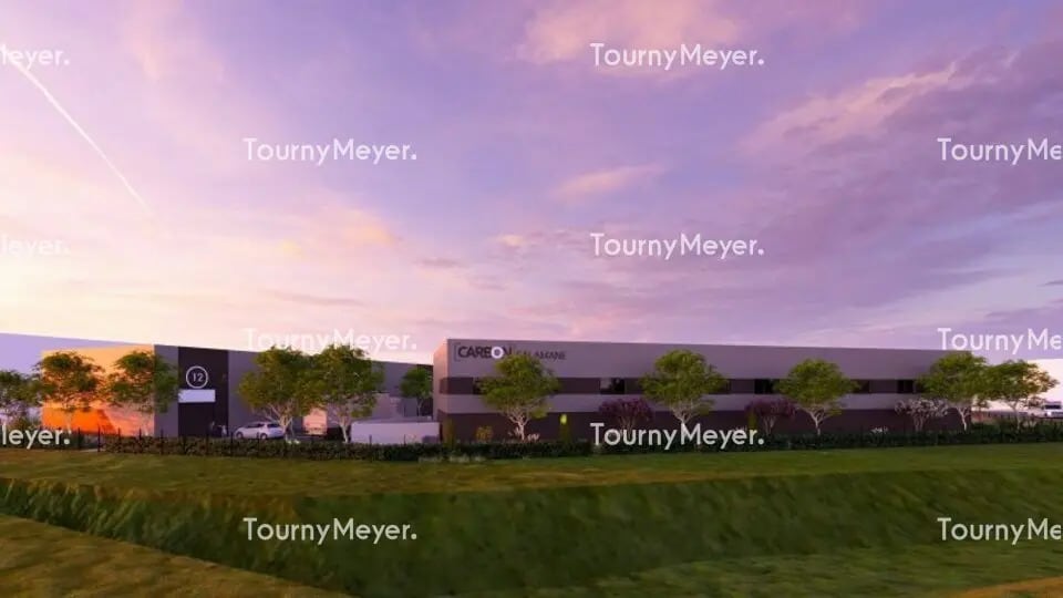 Local d'activités dans CLERMONT-L'HERAULT à vendre Photo de l’immeuble– Image 1 sur 8