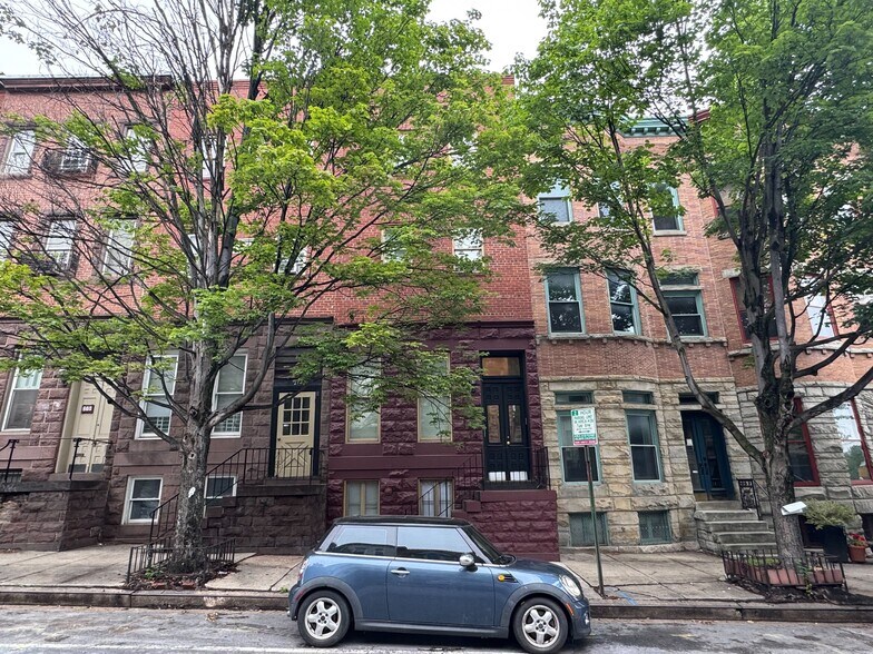 214 E Biddle St, Baltimore, MD à vendre - Photo de l’immeuble – Image 1 sur 10