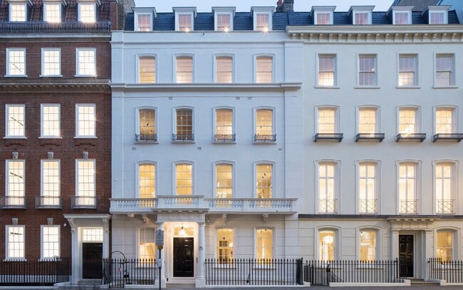 Plus de détails pour 75 Grosvenor St, Londres - Coworking à louer
