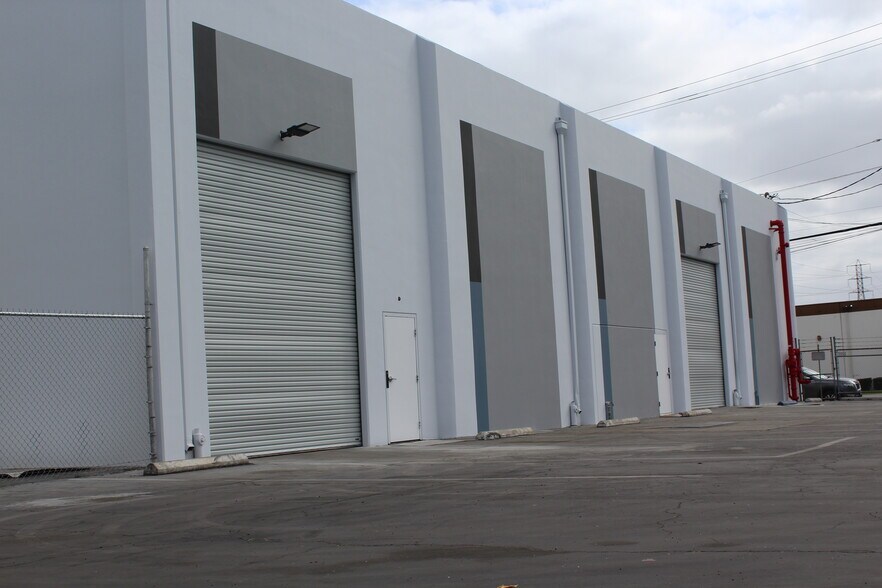 7571-7575 Chapman Ave, Garden Grove, CA à louer - Photo de l’immeuble – Image 3 sur 5