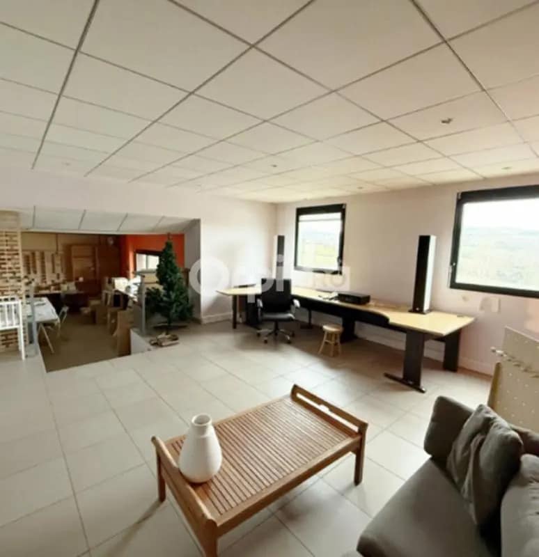 Bureau dans Fleurieux-sur-l'Arbresle à louer Photo intérieure– Image 1 sur 4