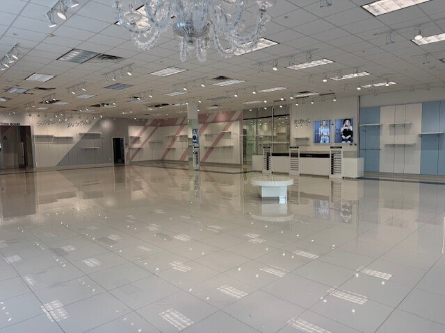 500 N IH 69, Robstown, TX à louer - Photo intérieure – Image 2 sur 16